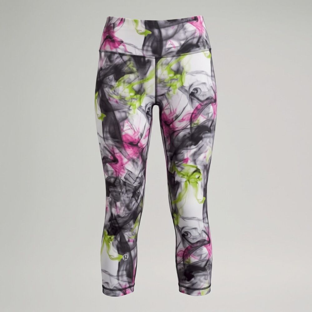 Lululemon Size 6 Unicorn Throwback Align Cropped Leggings Abstract Print